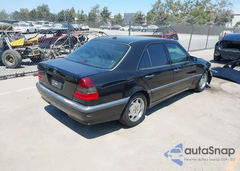 2000 Mercedes-Benz C 230 Kompressor из США, поврежденный, VIN WDBHA24G7YA828019